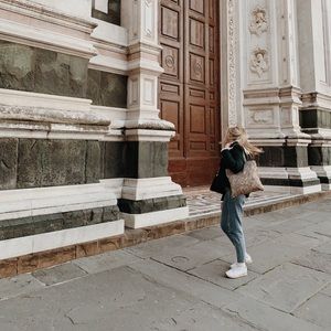 Meet your Posher, Shilo